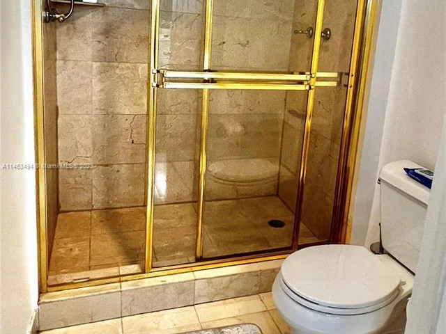 16711 Collins Ave # 801, Sunny Isles Beach FL 33160