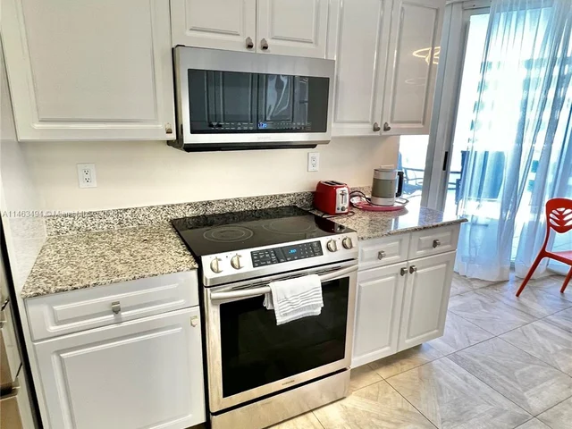 16711 Collins Ave # 801, Sunny Isles Beach FL 33160