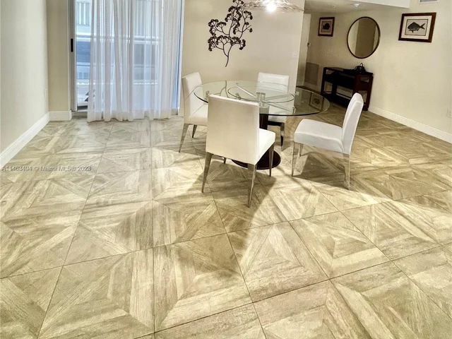 16711 Collins Ave # 801, Sunny Isles Beach FL 33160