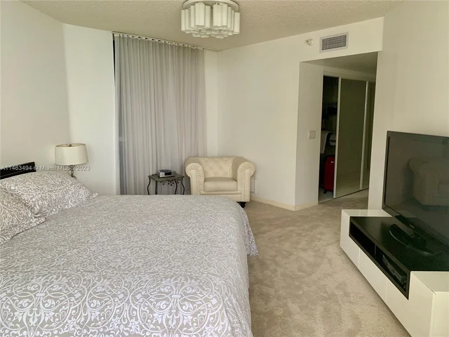 16711 Collins Ave # 801, Sunny Isles Beach FL 33160
