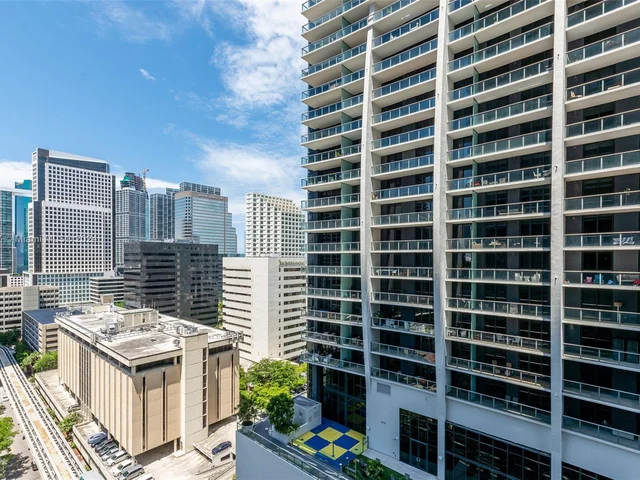 1000 Brickell Plz # 3405, Miami FL 33131