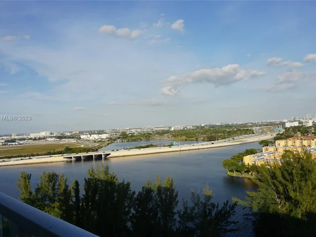 5077 NW 7th St, Miami FL 33126