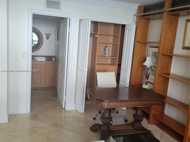 2333 Brickell Ave # 2504, Miami FL 33129