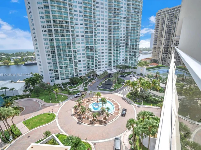 20281 E Country Club Dr # 910, Aventura FL 33180