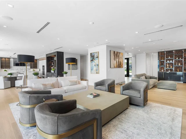 1957 Harbourview Dr, Fort Lauderdale FL 33316