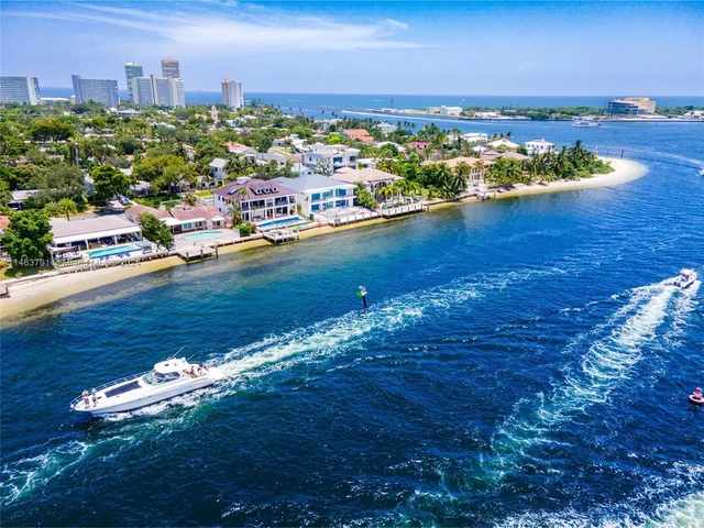 1957 Harbourview Dr, Fort Lauderdale FL 33316