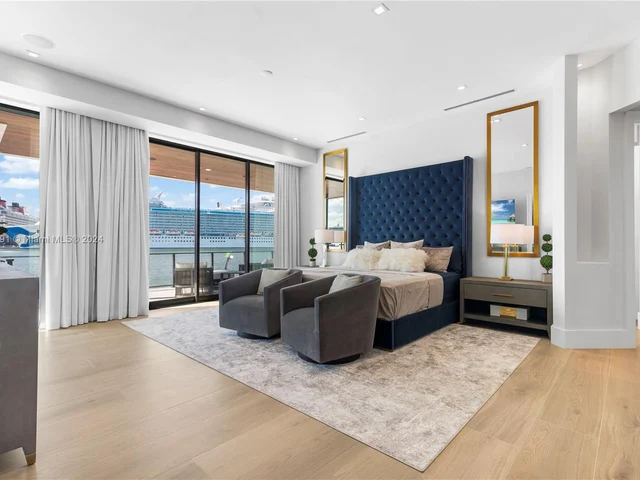 1957 Harbourview Dr, Fort Lauderdale FL 33316