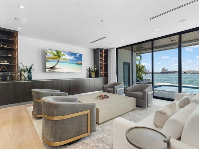 1957 Harbourview Dr, Fort Lauderdale FL 33316