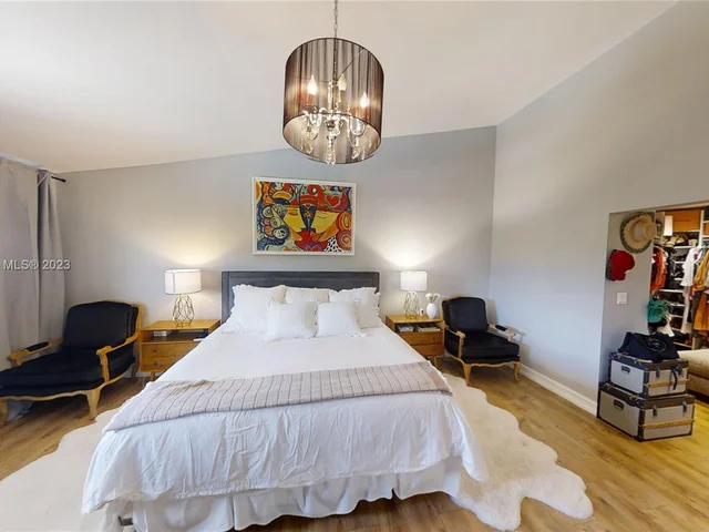 20298 NE 24th Ave, Miami FL 33180