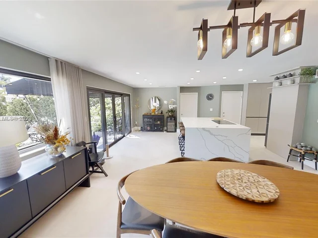 20298 NE 24th Ave, Miami FL 33180