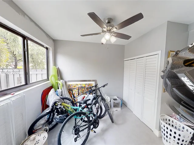 20298 NE 24th Ave, Miami FL 33180