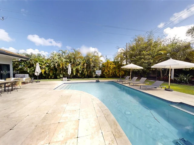 20298 NE 24th Ave, Miami FL 33180