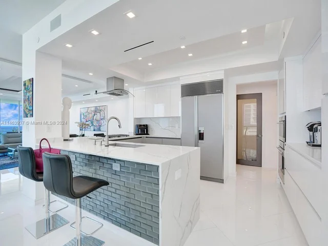 3535 S Ocean Dr # 1602, Hollywood FL 33019