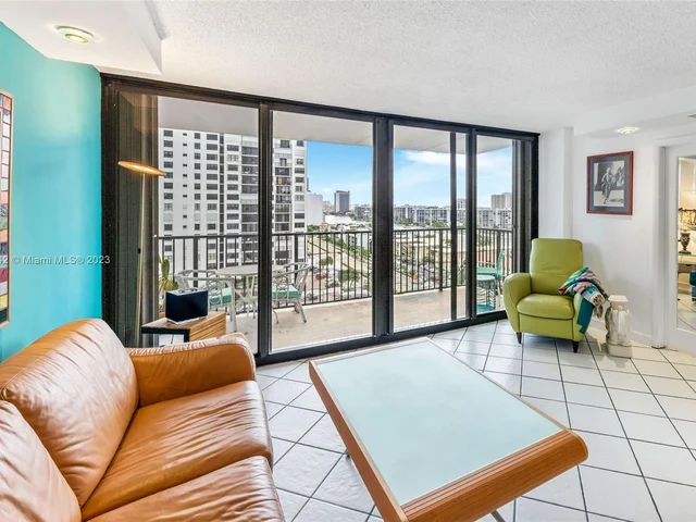 2101 S Ocean Dr # 1008, Hollywood FL 33019