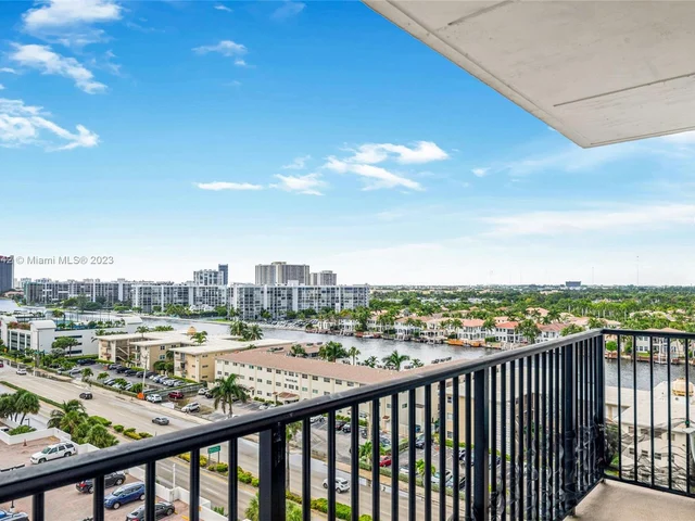 2101 S Ocean Dr # 1008, Hollywood FL 33019