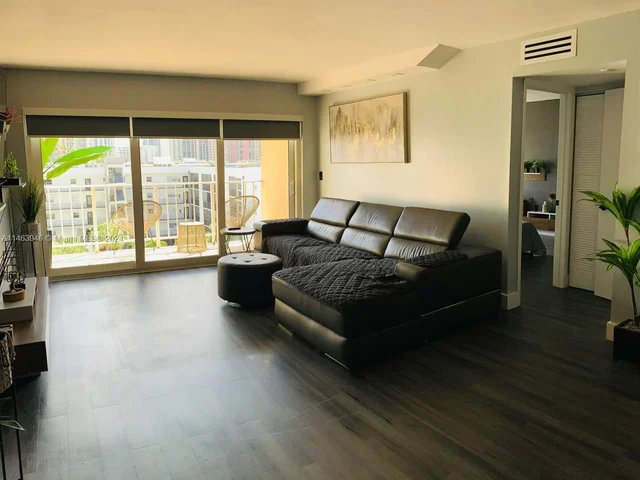 200 178th Dr # 706, Sunny Isles Beach FL 33160