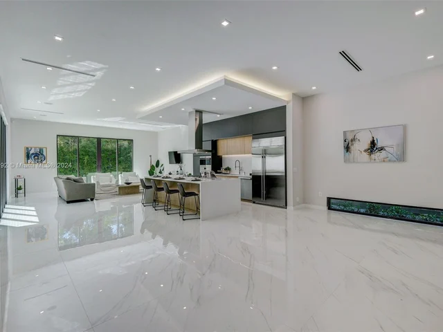 1780 CHUCUNANTAH RD, Miami FL 33133