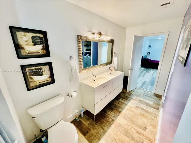 13499 Biscayne Blvd, North Miami FL 33181