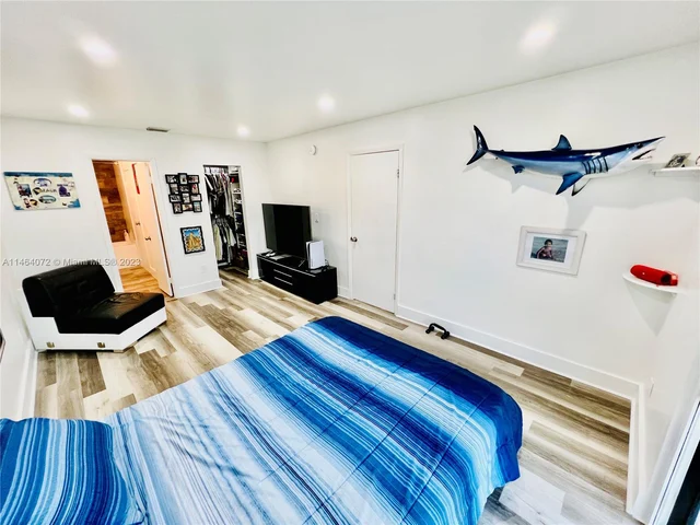 13499 Biscayne Blvd, North Miami FL 33181