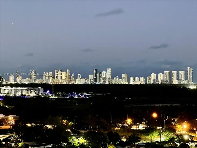 13499 Biscayne Blvd, North Miami FL 33181