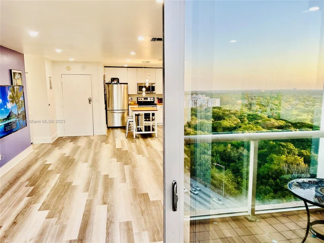 13499 Biscayne Blvd, North Miami FL 33181