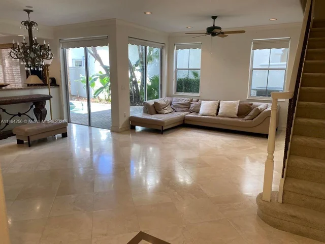 1597 Mariner Way, Hollywood FL 33019