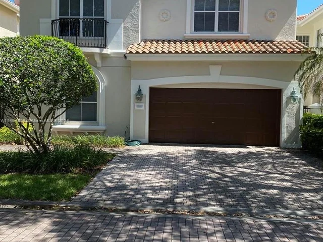 1597 Mariner Way, Hollywood FL 33019