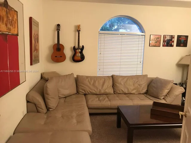 1597 Mariner Way, Hollywood FL 33019