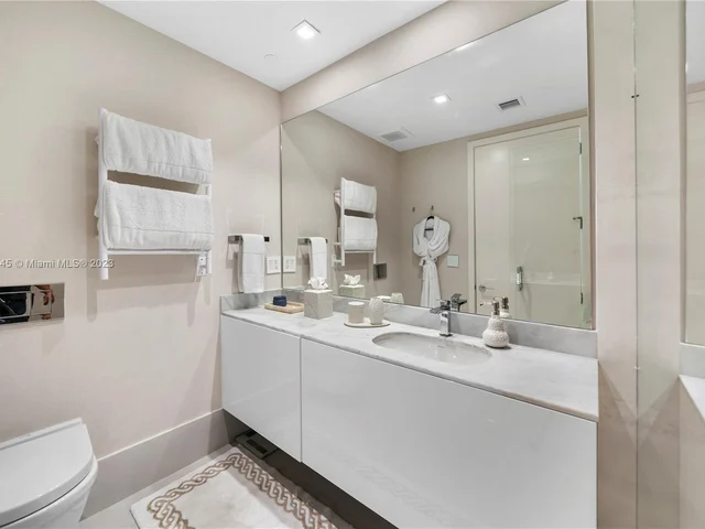 10203 Collins Ave # 2101, Bal Harbour FL 33154
