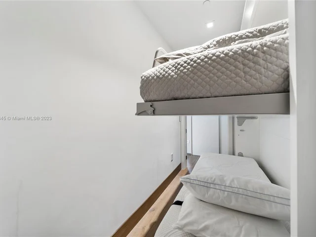 10203 Collins Ave # 2101, Bal Harbour FL 33154