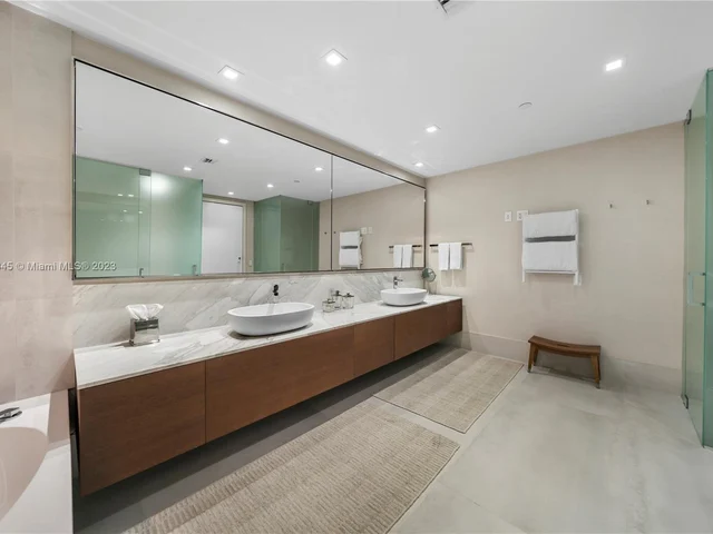 10203 Collins Ave # 2101, Bal Harbour FL 33154