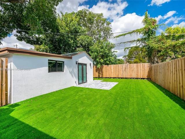 2361 SW 10 # 0, Miami FL 33135