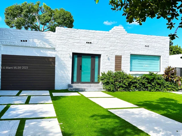 2361 SW 10 # 0, Miami FL 33135