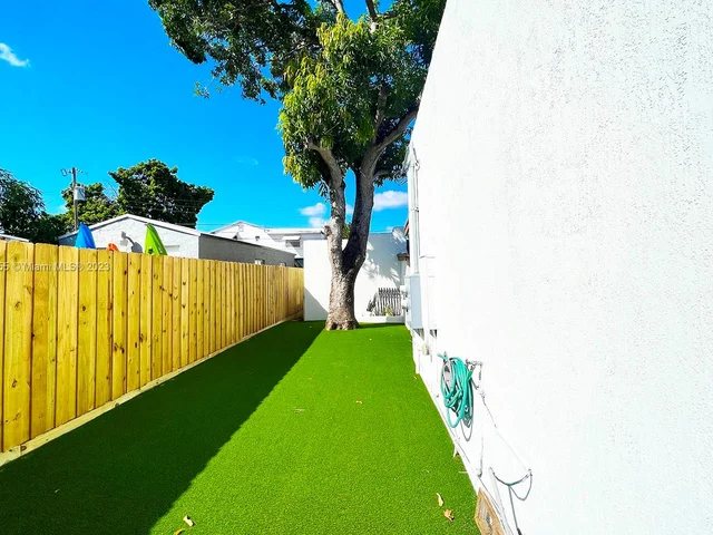 2361 SW 10 # 0, Miami FL 33135