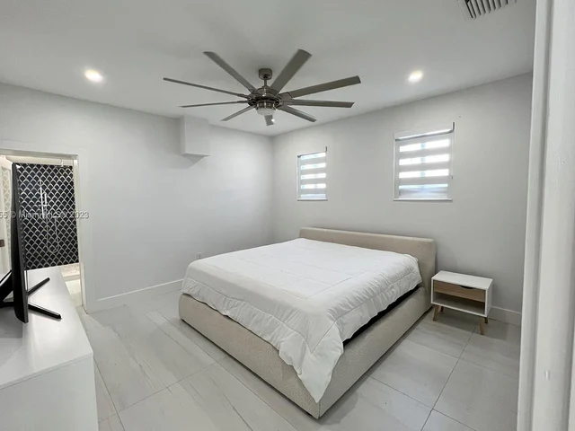 2361 SW 10 # 0, Miami FL 33135