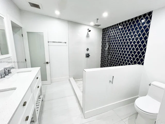 2361 SW 10 # 0, Miami FL 33135