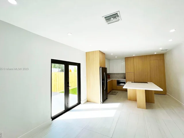 2361 SW 10 # 0, Miami FL 33135