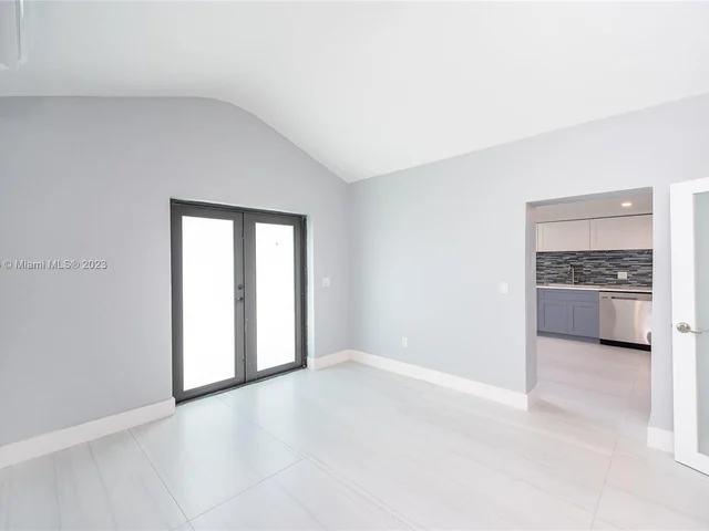 2361 SW 10 # 0, Miami FL 33135