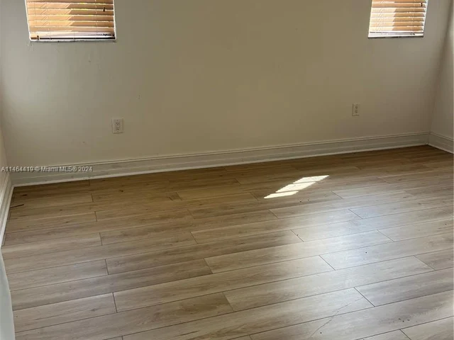 2851 Leonard Dr # J414, Aventura FL 33160