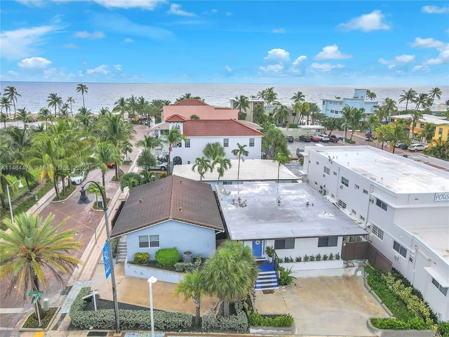 2911 N Ocean Dr, Hollywood FL 33019
