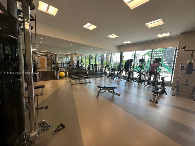 88 SW 7th St # 2709, Miami FL 33130