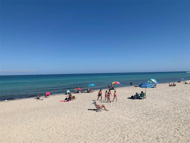 3725 S Ocean Dr # 1217, Hollywood FL 33019