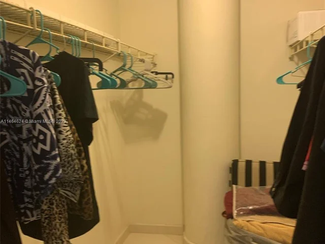 3725 S Ocean Dr # 1217, Hollywood FL 33019