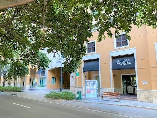 3530 SW 22nd St # 903, Miami FL 33145