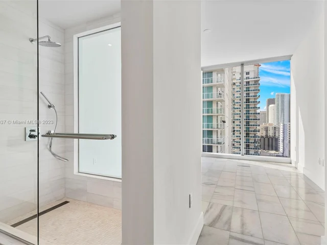 700 NE 26 Ter # 1605, Miami FL 33137