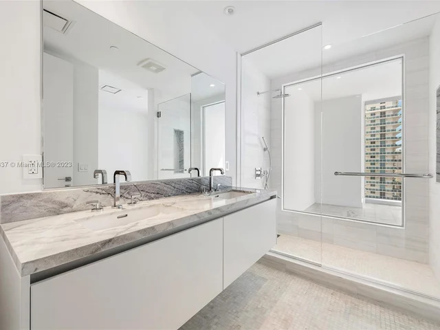 700 NE 26 Ter # 1605, Miami FL 33137