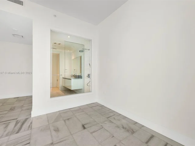 700 NE 26 Ter # 1605, Miami FL 33137