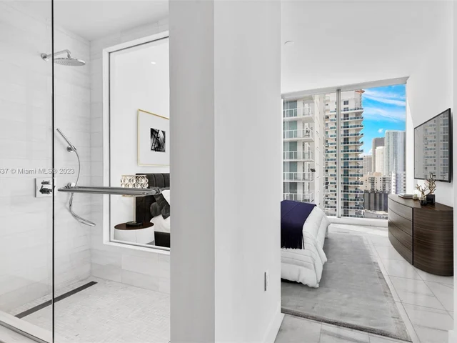 700 NE 26 Ter # 1605, Miami FL 33137