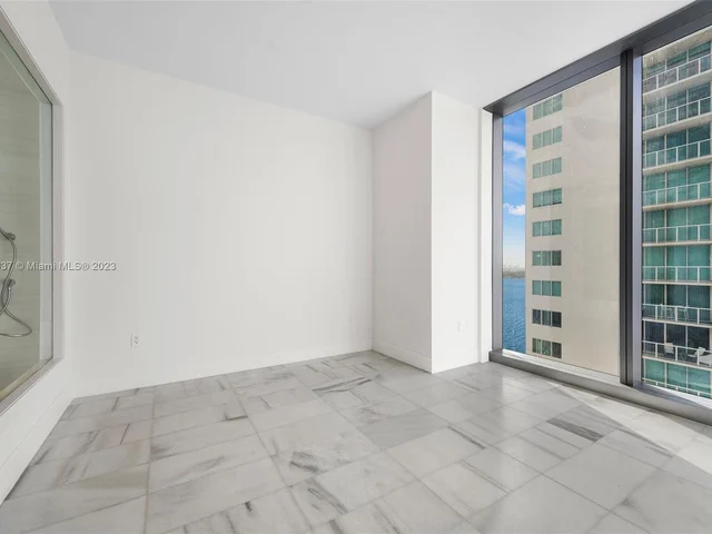 700 NE 26 Ter # 1605, Miami FL 33137