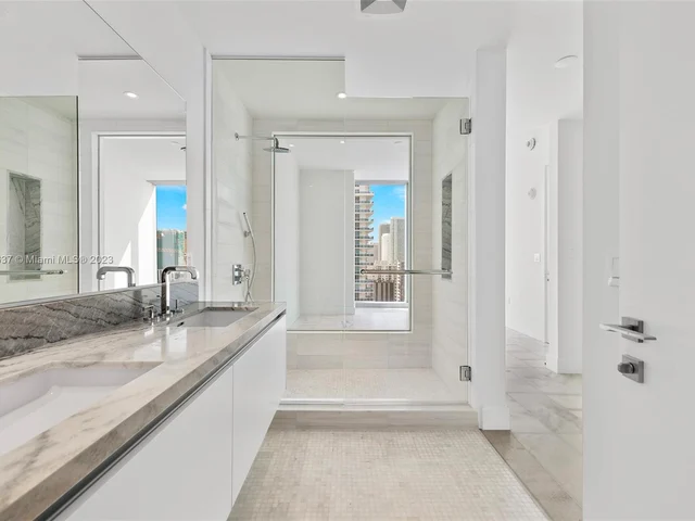 700 NE 26 Ter # 1605, Miami FL 33137